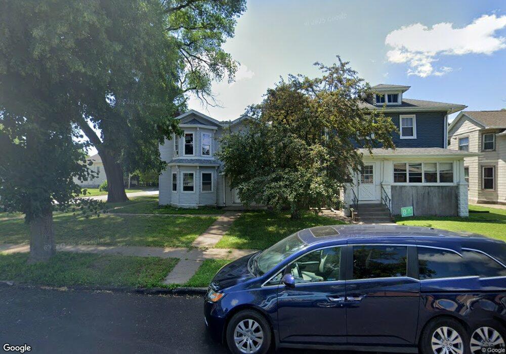 2005 W 3rd St, Davenport, IA 52802 - photo 1