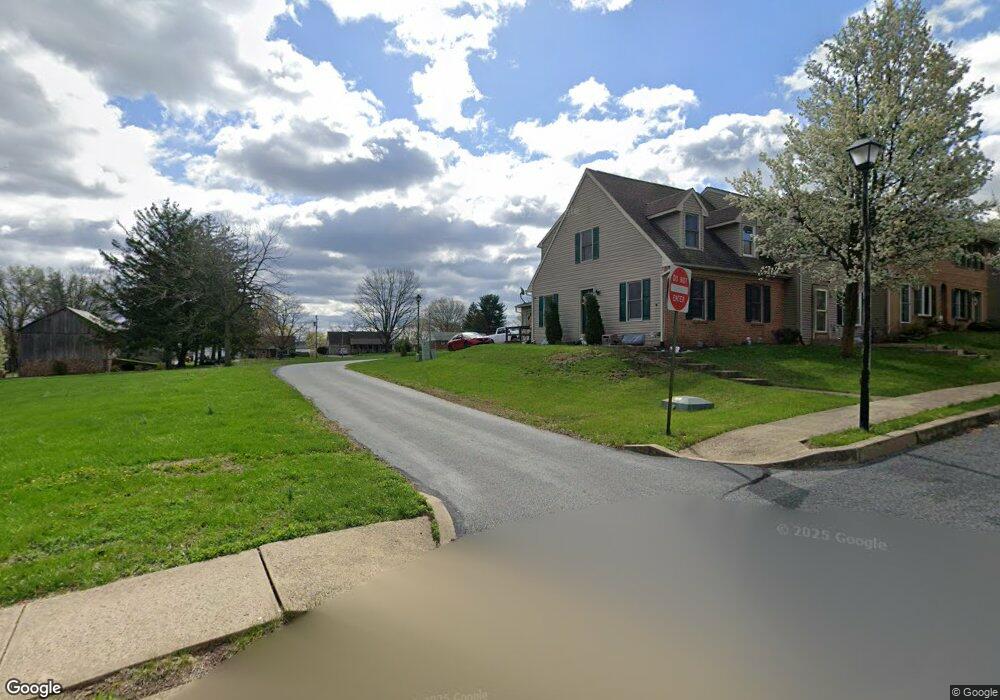 508 Stonecrest Ct, Stevens, PA 17578 - photo 1