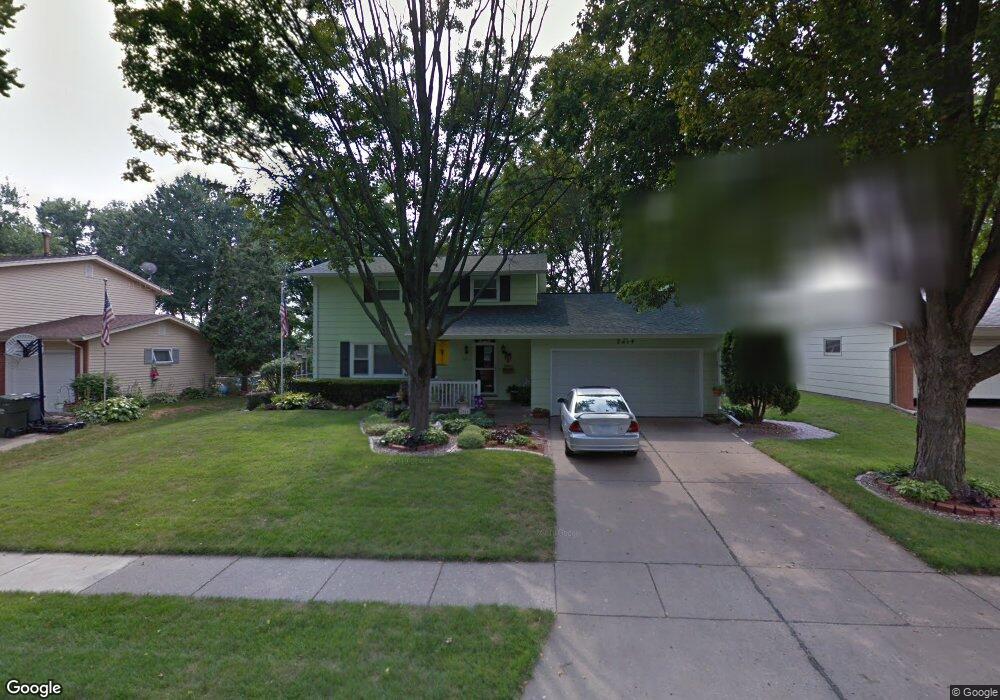 2614 Avalon Dr, Bettendorf, IA 52722 - photo 1