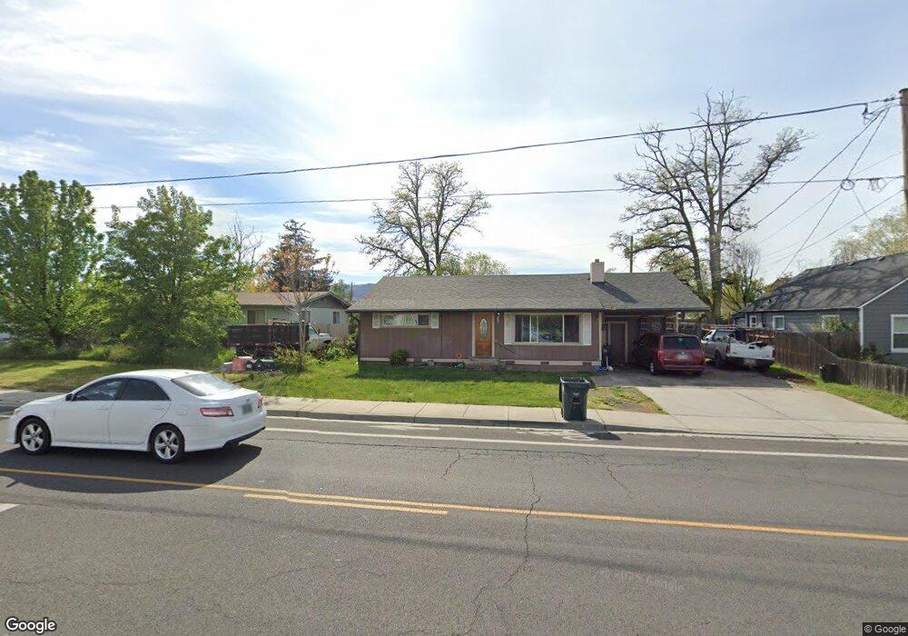 230 Freeman Rd, Central Point, OR 97502 - photo 1