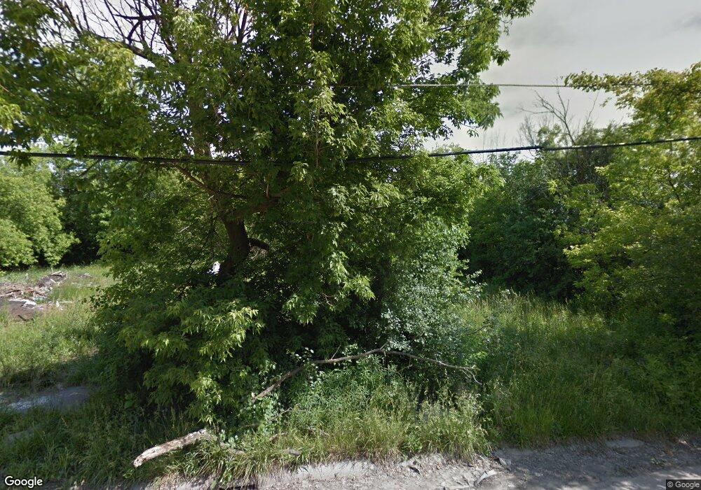 1313 E Holbrook Ave, Flint, MI 48505 - photo 1