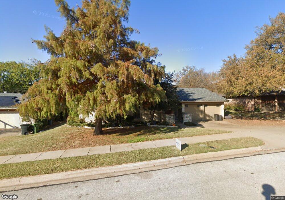 2221 Mountainview Dr, Hurst, TX 76054 - photo 1