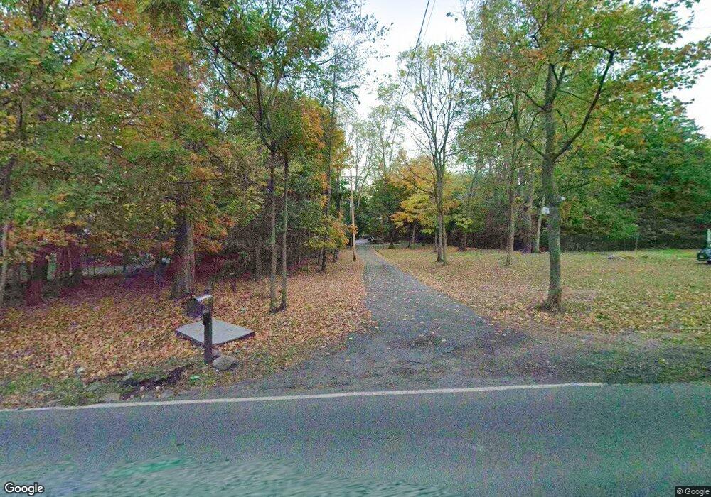 48 S Airmont Rd, Suffern, NY 10901 - photo 1