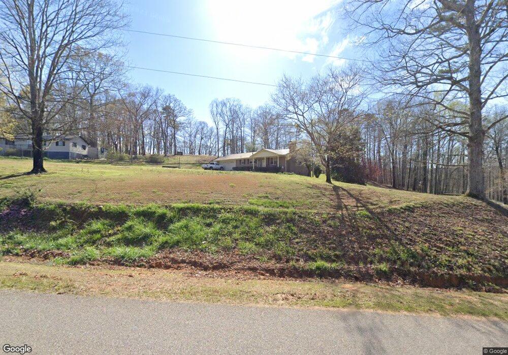 574 Traynham Rd, Commerce, GA 30529 - photo 1