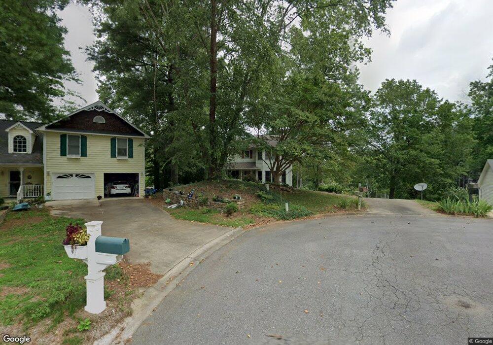 104 Goldfinch Ln, Asheville, NC 28803 - photo 1