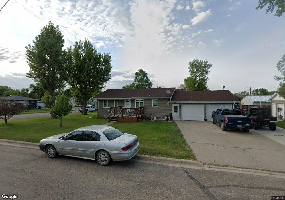 220 4th Ave W, Turtle Lake, ND 58575 - photo 1