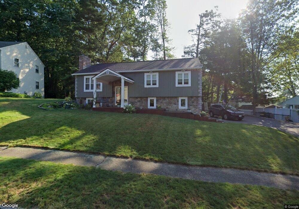 19 Durham St, Nashua, NH 03063 - photo 1