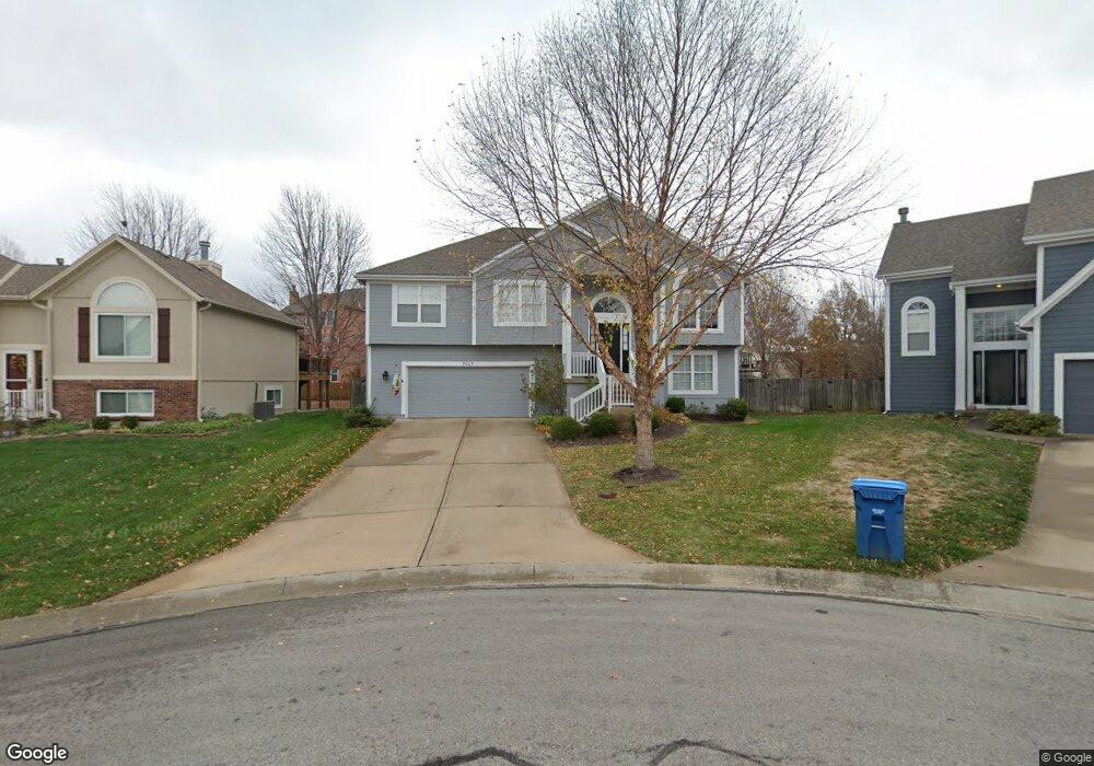 5803 Lakeridge, Shawnee, KS 66218 - photo 1