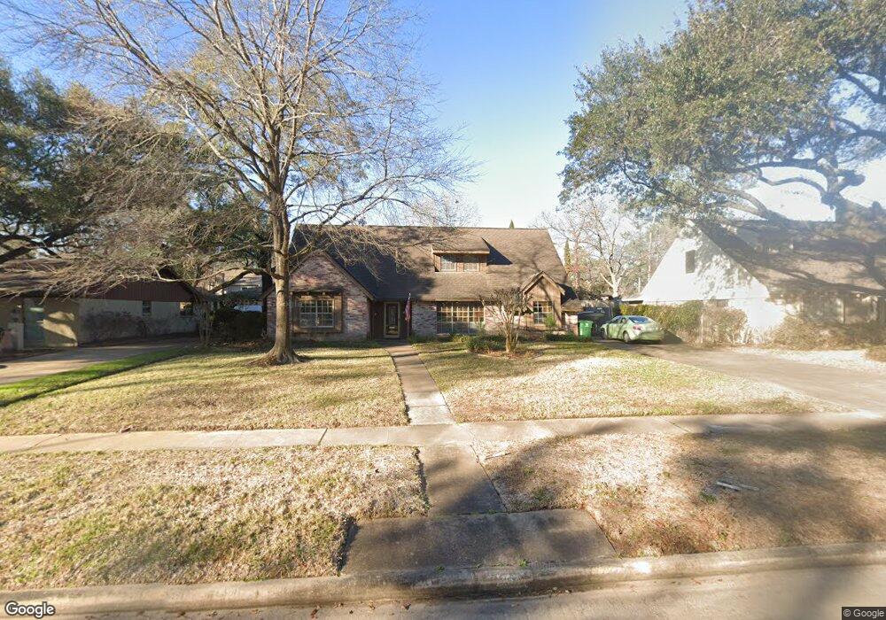 1108 Cheshire Ln, Houston, TX 77018 - photo 1