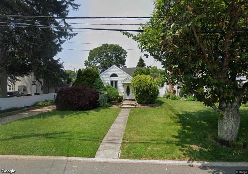 50 Sylvia St, Glen Head, NY 11545 - photo 1