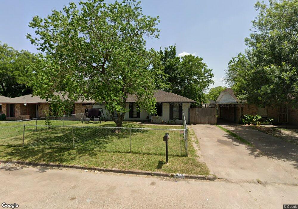 847 Grenshaw St, Houston, TX 77088 - photo 1