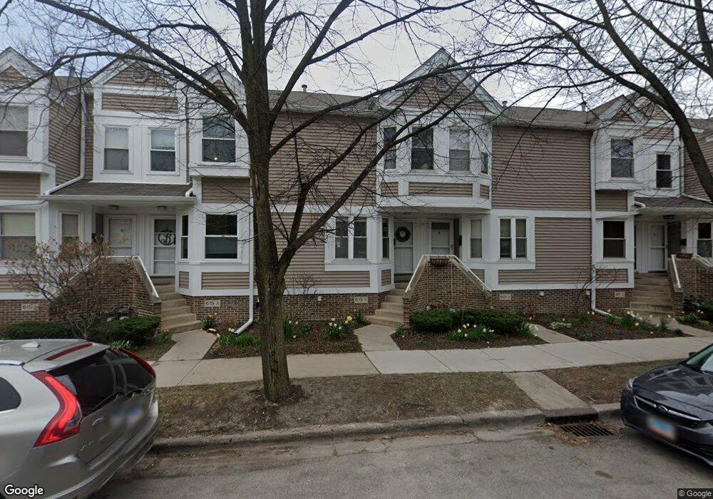 613 Custer Ave, Evanston, IL 60202 - photo 1