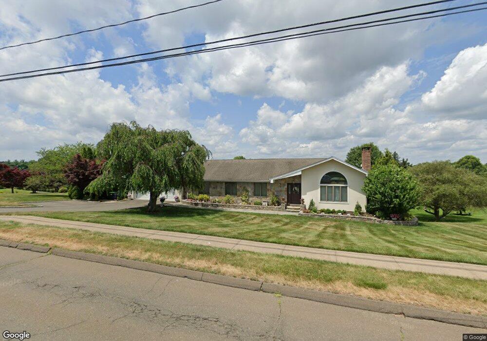 131 Quigley Rd, Wallingford, CT 06492 - photo 1