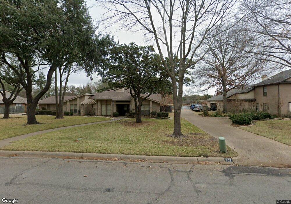 607 Hyde Park Blvd, Cleburne, TX 76033 - photo 1