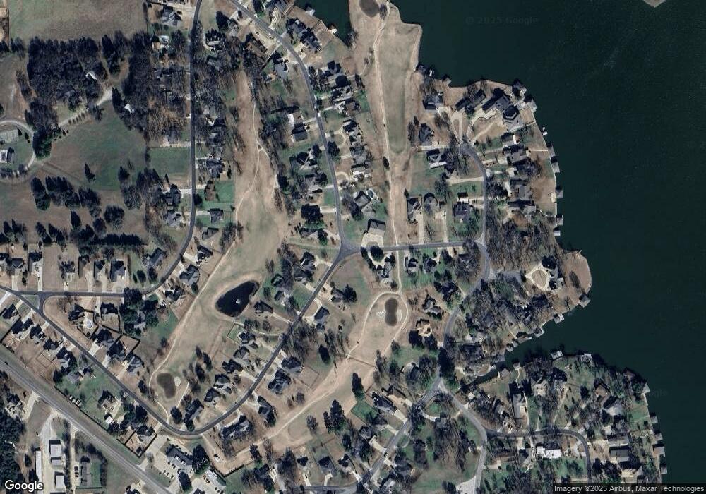 304 Kiowa Dr W, Gainesville, TX 76240 - photo 1