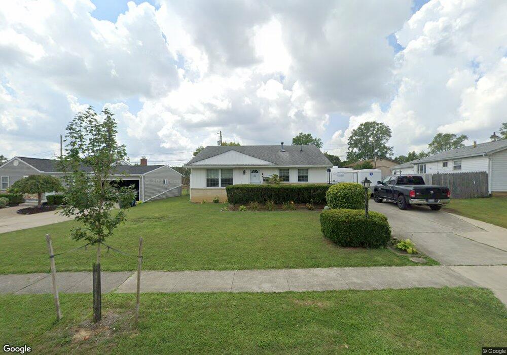 1077 Ardath Ct, Columbus, OH 43228 - photo 1