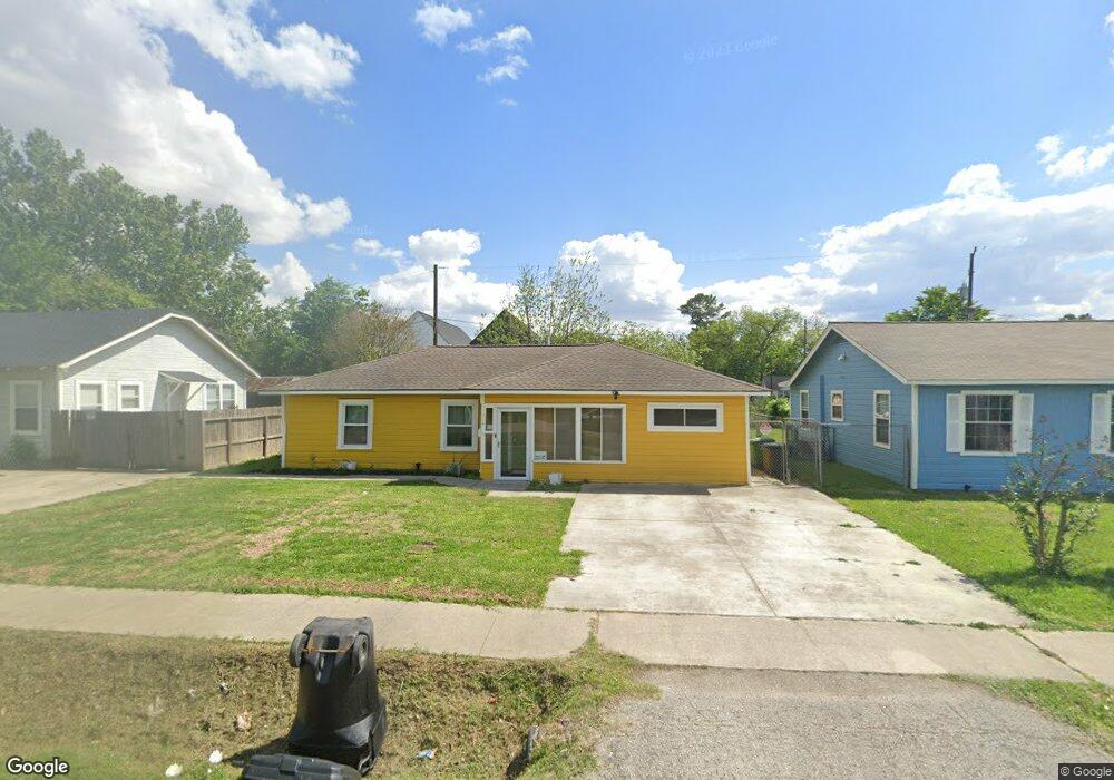 514 Barkley St, Houston, TX 77022 - photo 1