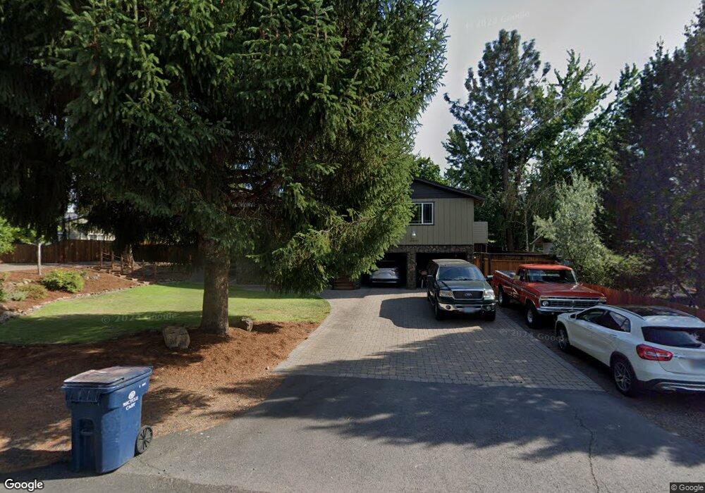61521 Twin Lakes Loop, Bend, OR 97702 - photo 1