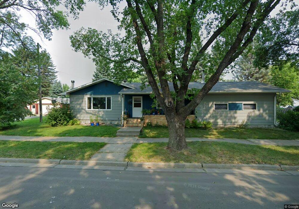 1702 20th Ave S, Grand Forks, ND 58201 - photo 1