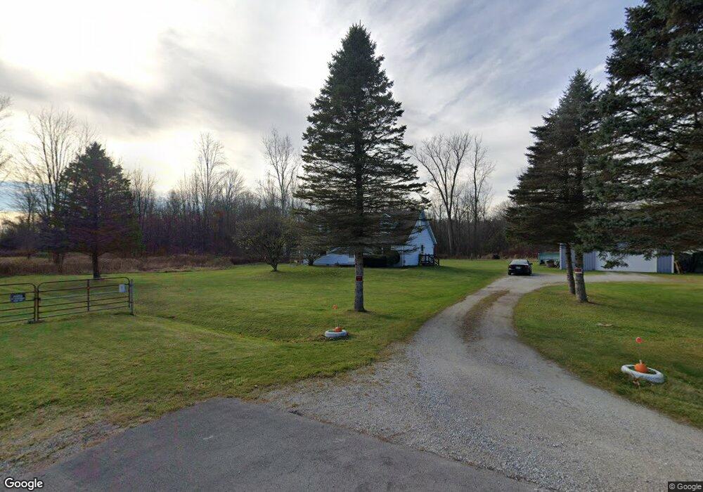 2425 Beach Rd, Port Huron, MI 48060 - photo 1