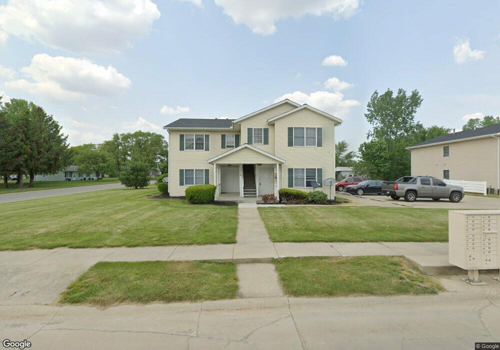 201 Stonewall Ct, Nappanee, IN 46550 - photo 1