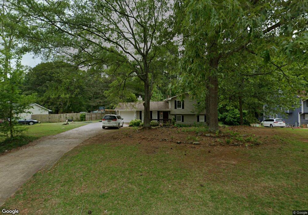 304 Cypress Cir, Carrollton, GA 30116 - photo 1