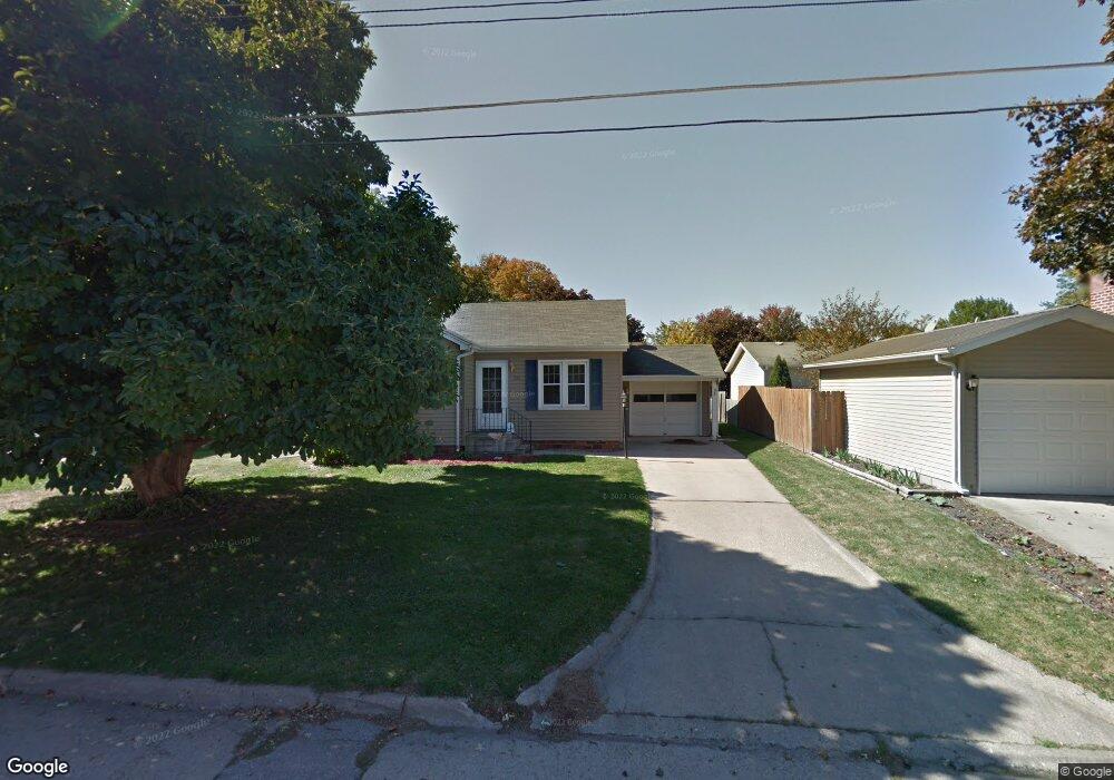 725 E 6th St N, Newton, IA 50208 - photo 1