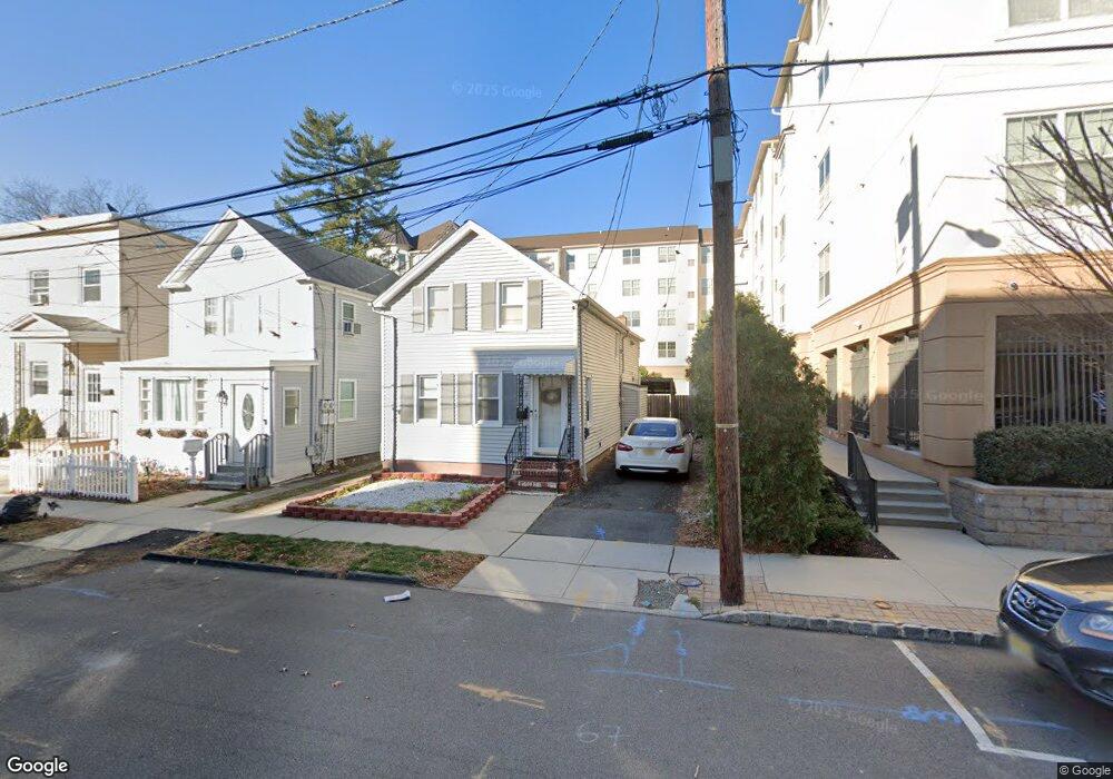 67 W Cherry St, Rahway, NJ 07065 - photo 1