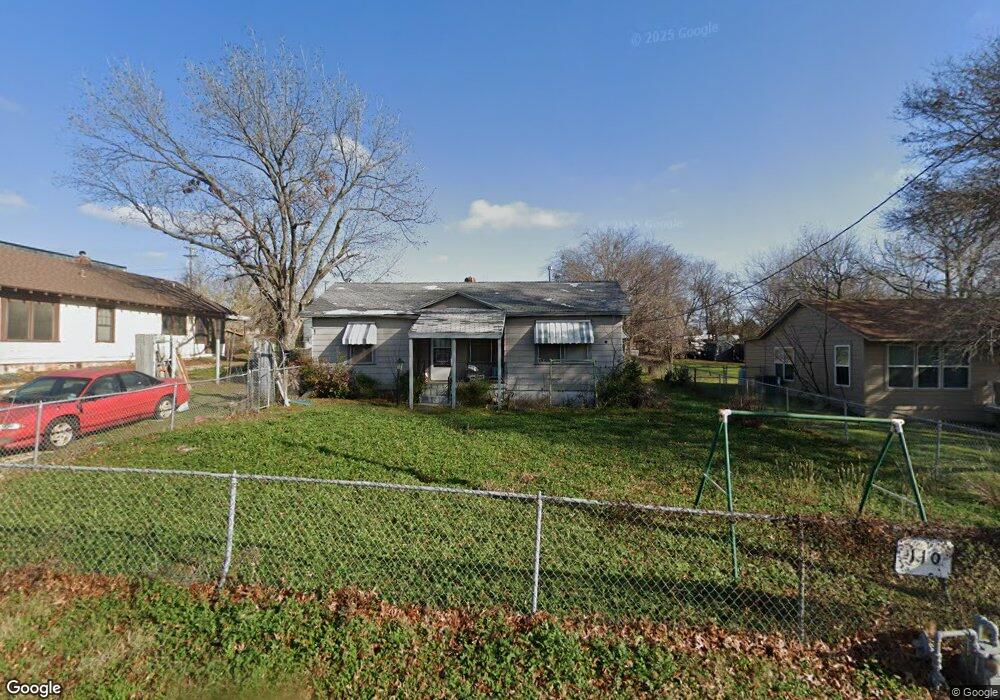 110 Windsor Ct, Weatherford, TX 76086 - photo 1