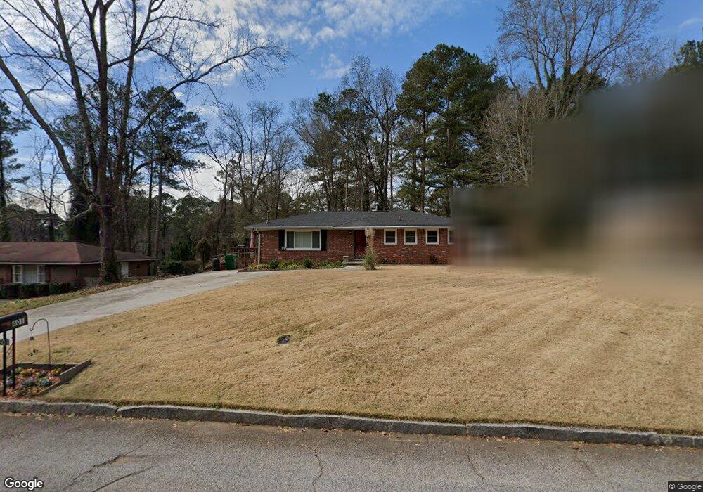 601 Kenridge Cir unit III, Stone Mountain, GA 30083 - photo 1