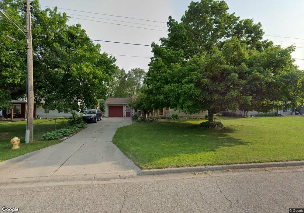 4499 N Hillcrest Cir, Flint, MI 48506 - photo 1