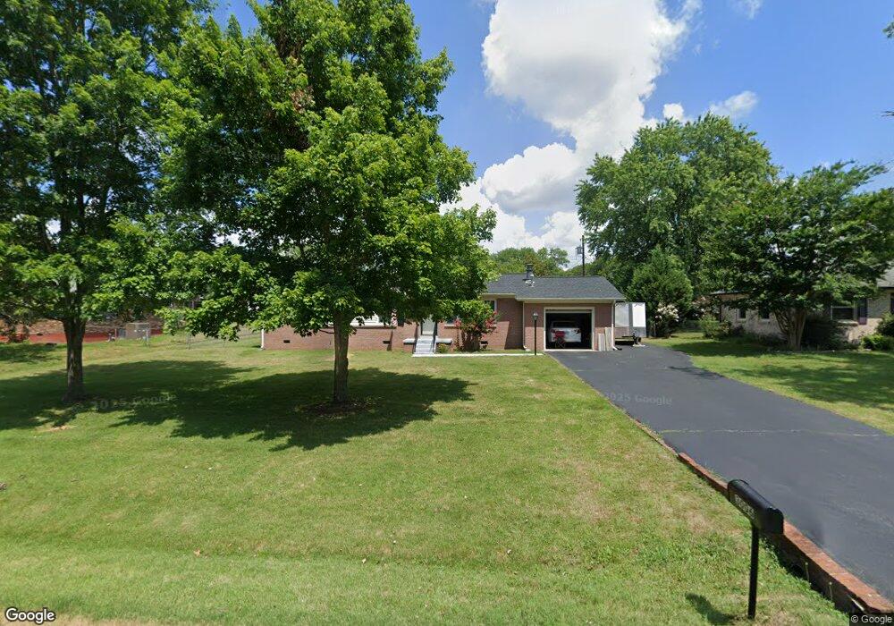 3006 Park Dr, Columbia, TN 38401 - photo 1