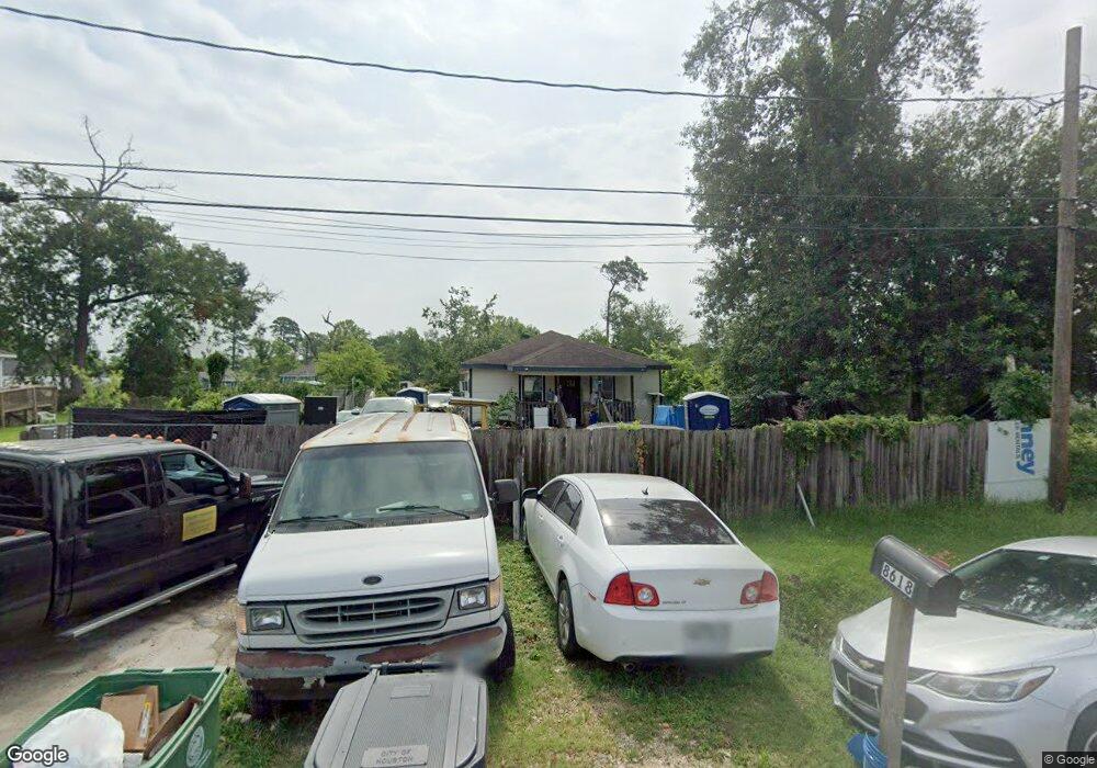 8618 Clarington St, Houston, TX 77016 - photo 1