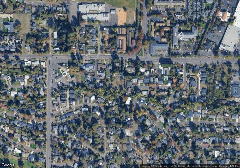 2350 1/2 Cal Young Rd, Eugene, OR 97401 - photo 1