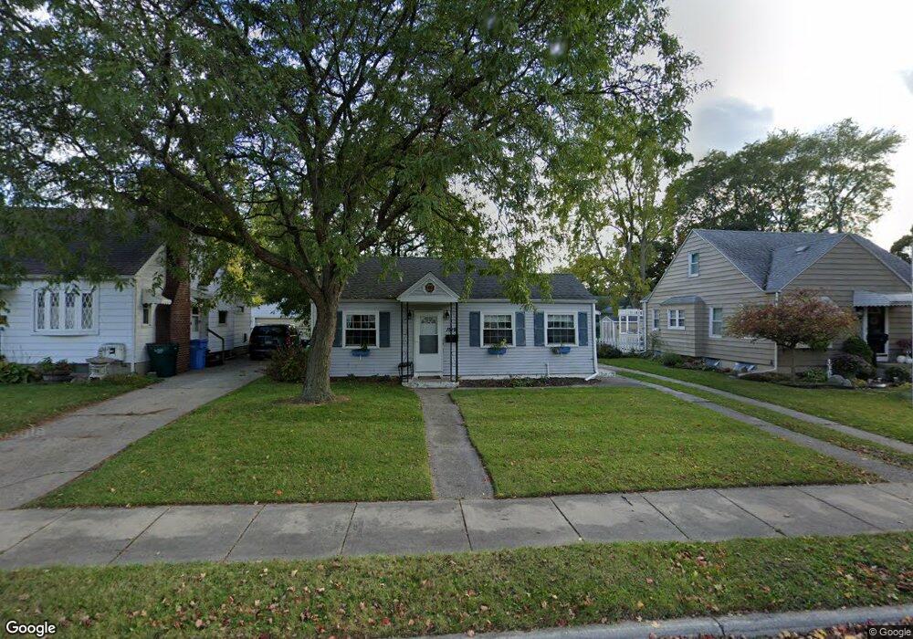 1519 Berkeley Dr, Lansing, MI 48910 - photo 1