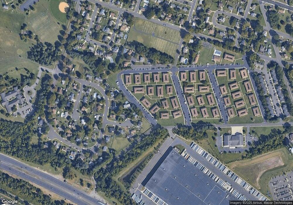 20 --6 Florence Tollgate, Burlington, NJ 08016 - photo 1