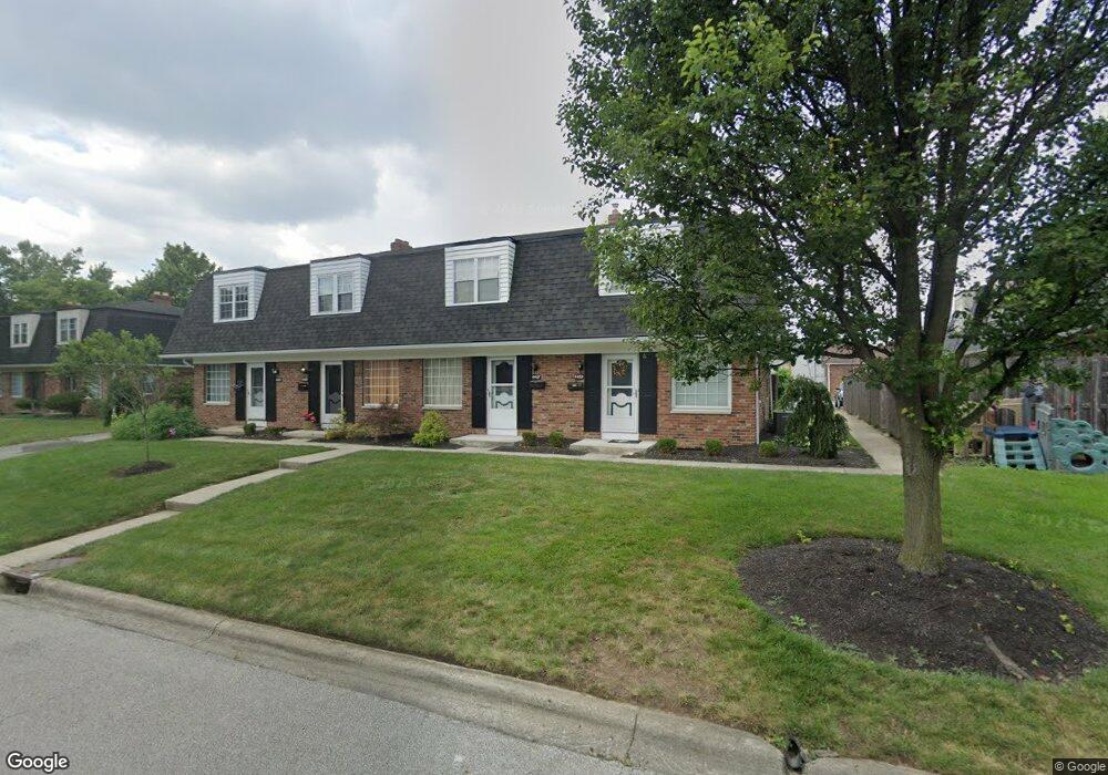 4467 Folkestone Ct S, Columbus, OH 43220 - photo 1