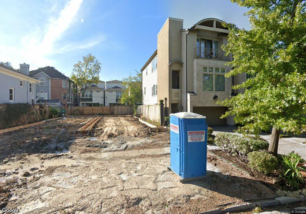 1914 Brun St, Houston, TX 77019 - photo 1