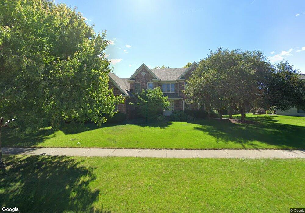 1240 Cromwell Ln, Naperville, IL 60564 - photo 1