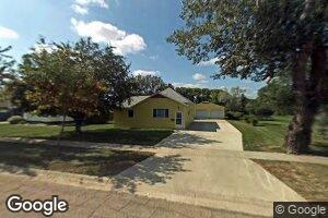 1312 S Main St, Redfield, SD 57469