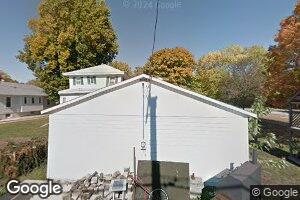 432 E Palm St, Roodhouse, IL 62082