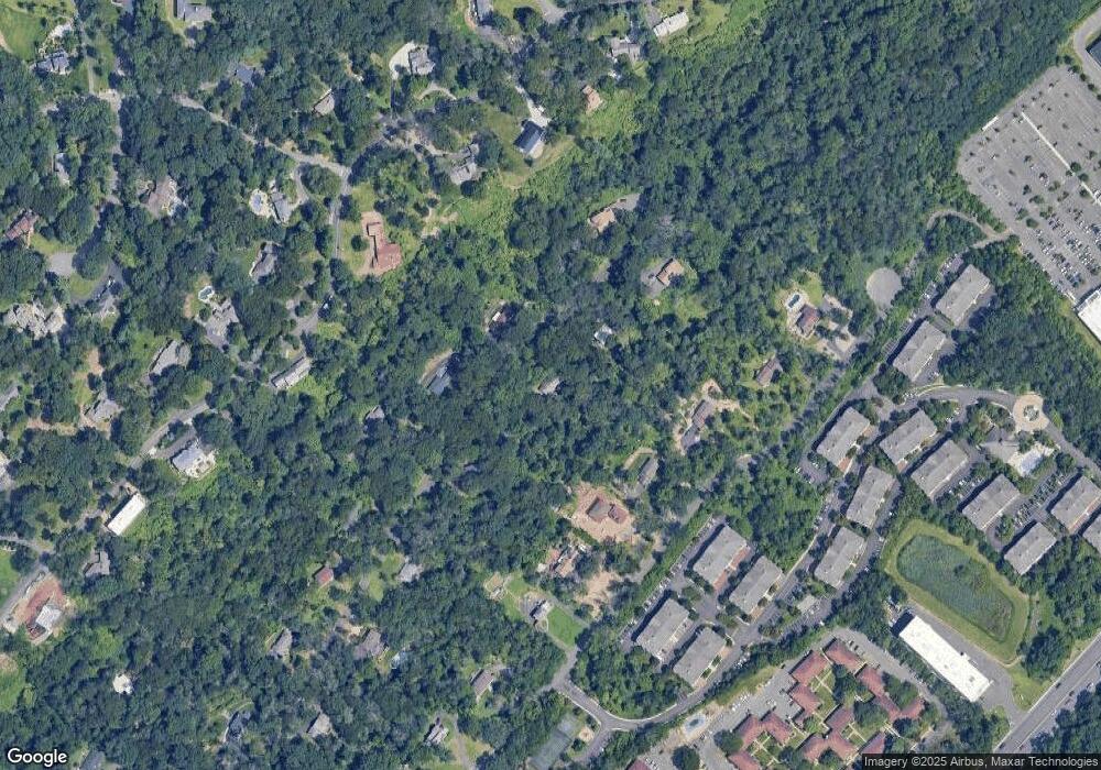 124 Edgemont Rd, Watchung, NJ 07069 - photo 1