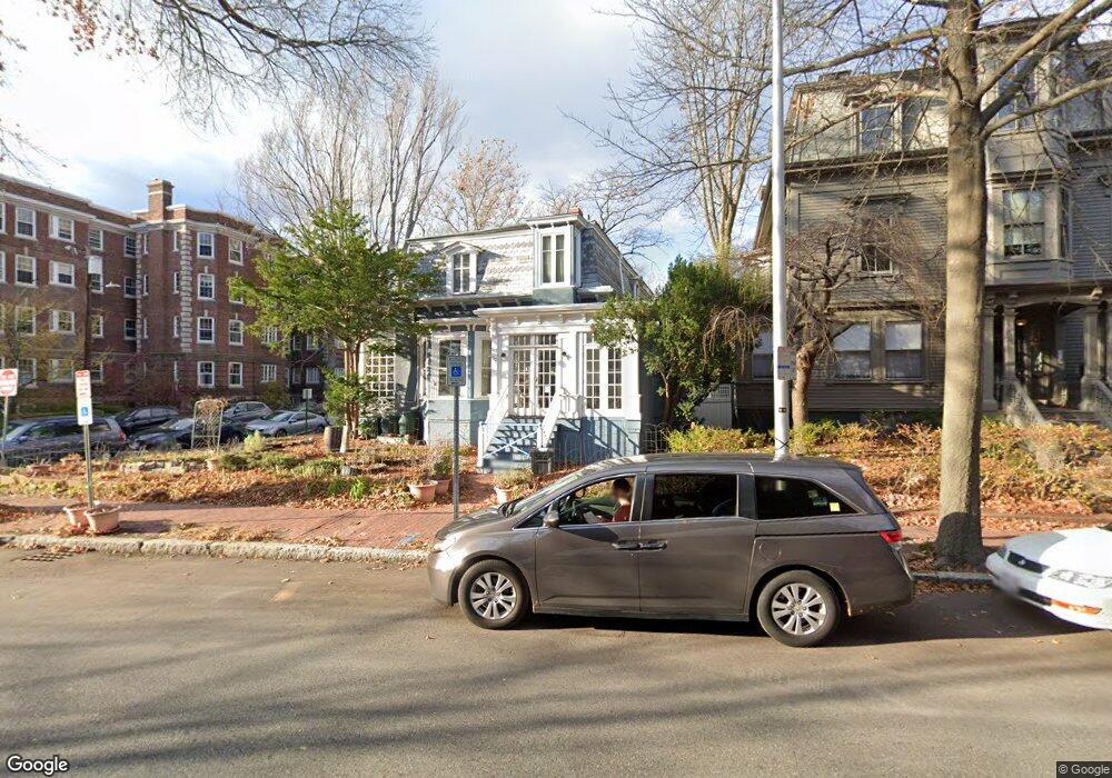 39 Linnaean St unit 5, Cambridge, MA 02138 - photo 1