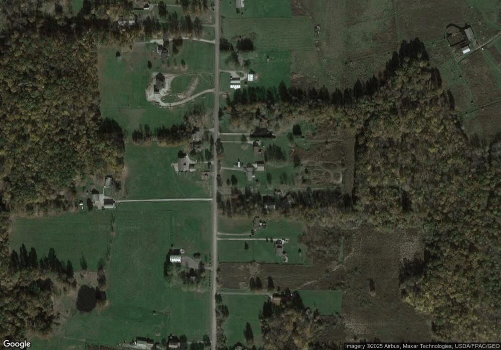 16555 Hosmer Rd, Middlefield, OH 44062 - photo 1