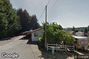 479 2nd St, Elkton, OR 97436