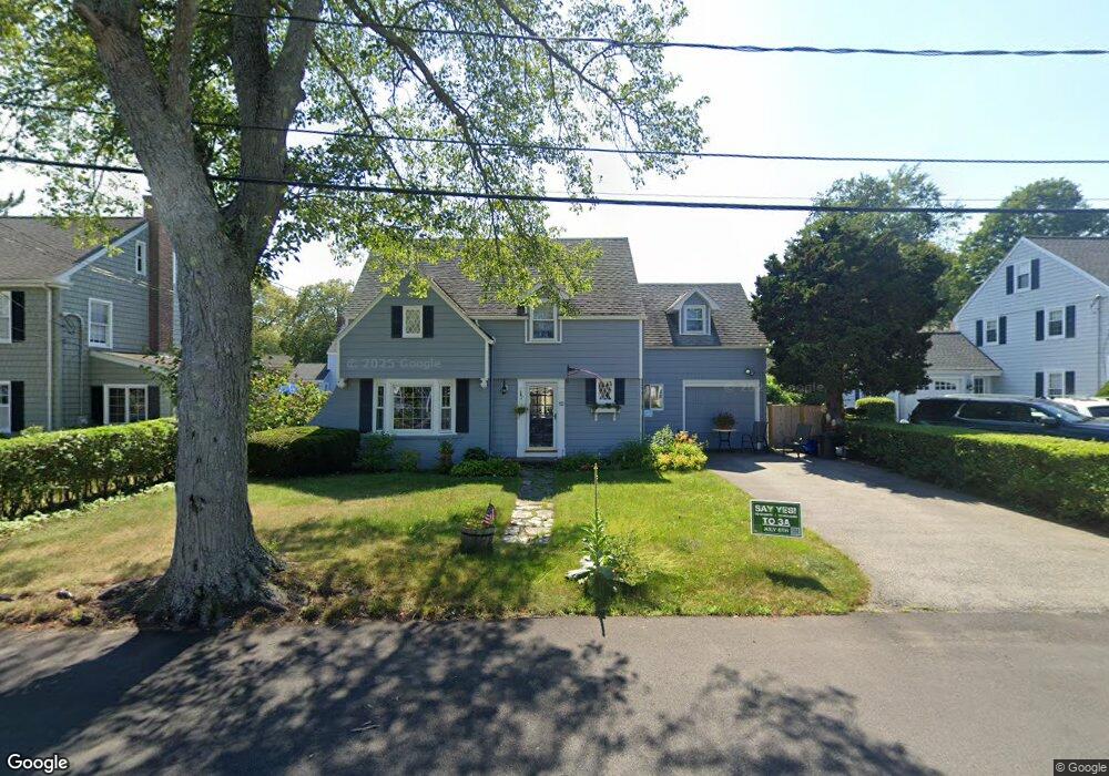 12 Trinity Rd, Marblehead, MA 01945 - photo 1