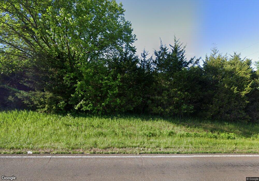 6101 SW 61st St, Topeka, KS 66610 - photo 1