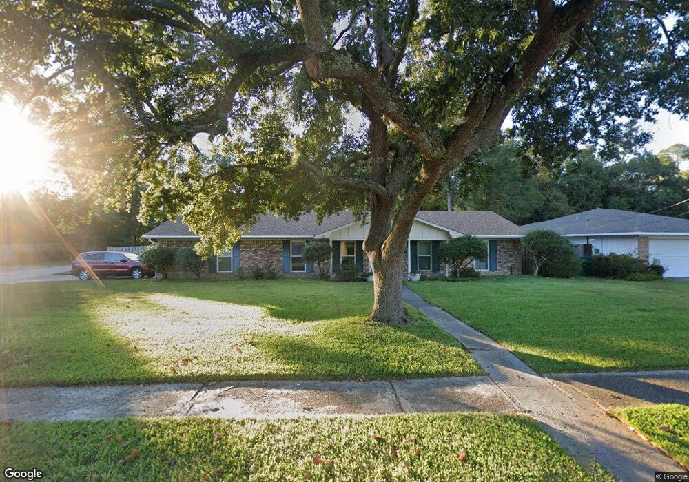 637 Dale Dr, Slidell, LA 70458 - photo 1