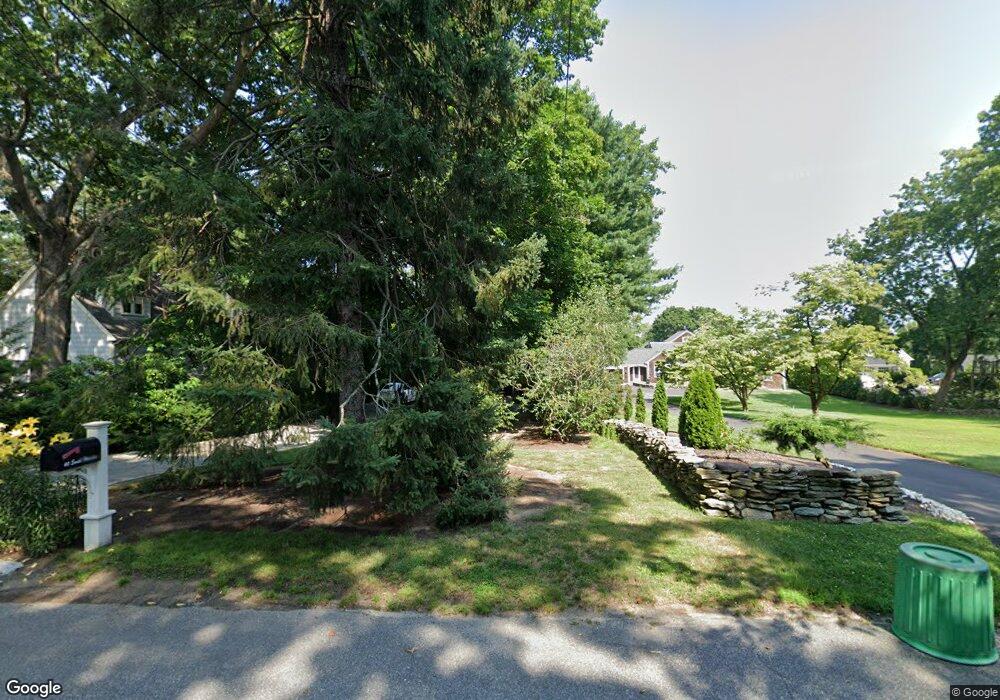 40 S Meadow Ln, Barrington, RI 02806 - photo 1