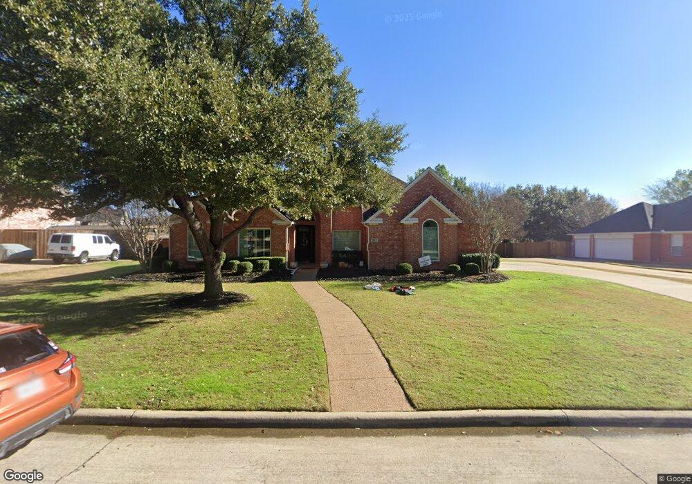 203 Lake Crest Dr, Southlake, TX 76092 - photo 1